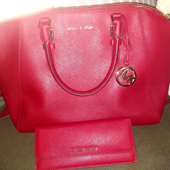 NWT Michael Michael Kors Lg TZ Satchel "CIARA" w/ matched  Wallet - Picture 6 of 10